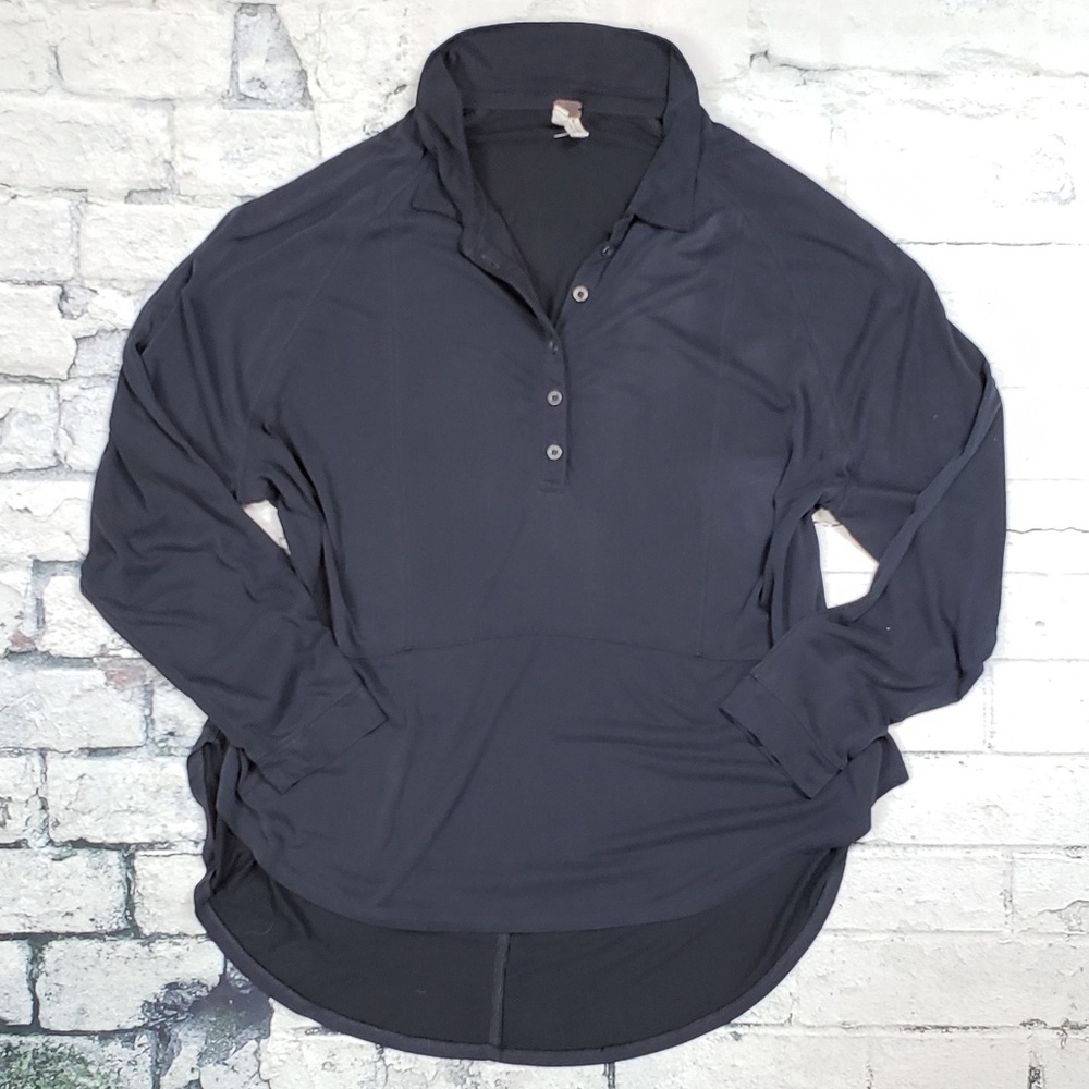 💕SALE 💕 We The Free by Free People Dark Gray Top